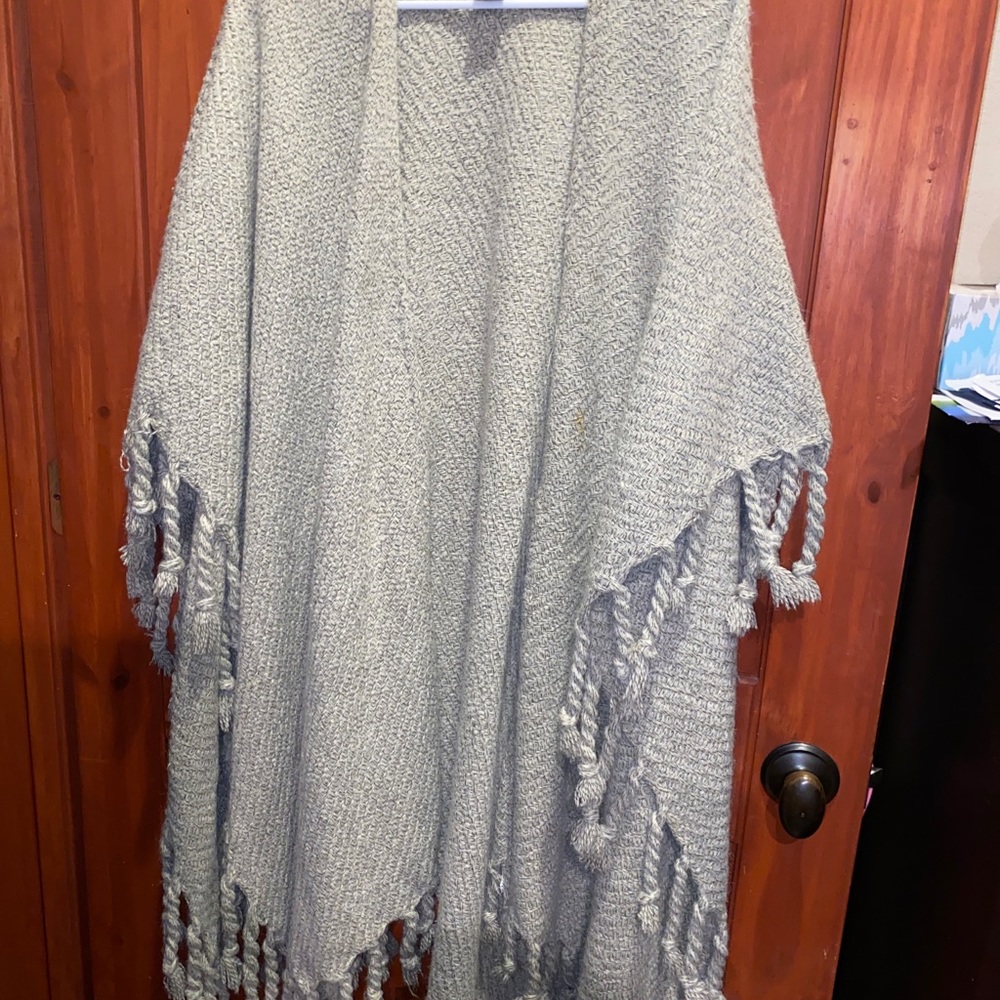 Do Everything In Love Cardigan from Urban